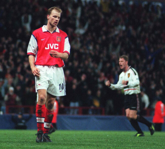 ManU/Arsenal Bergkamp miss