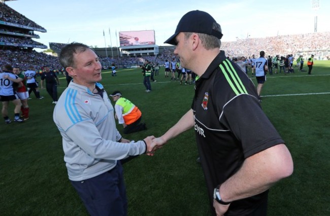 Jim Gavin shakes hands with James Horan after the game