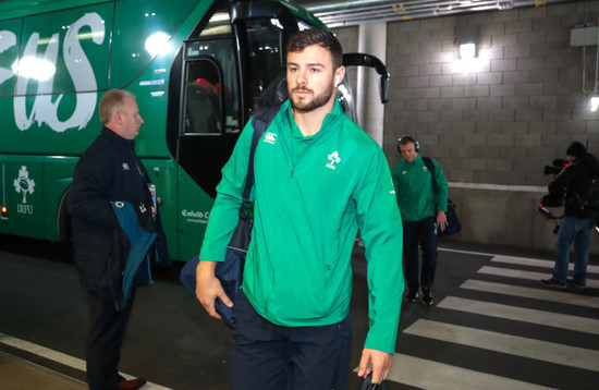 Robbie Henshaw arrives