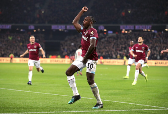 West Ham United v Liverpool - Premier League - London Stadium