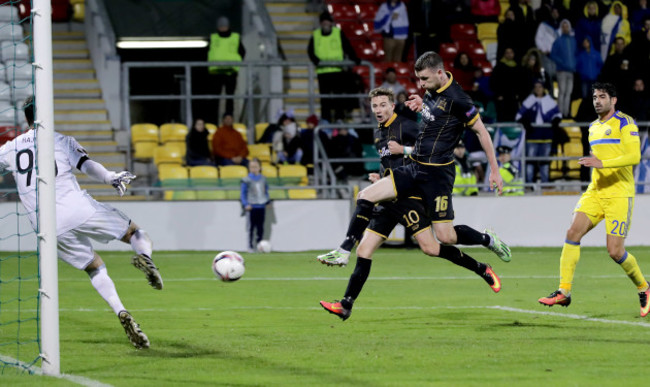 Ciaran Kilduff scores a goal