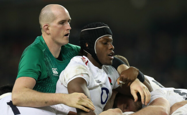 Ireland&rsquo;s Devin Toner and England's Maro Itoje