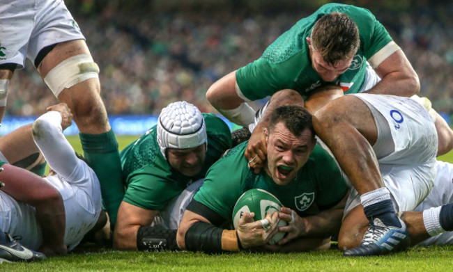 Cian Healy celebrates scoring their first try