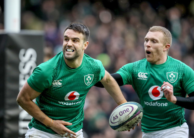 Conor Murray celebrates scoring a try with Keith Earls
