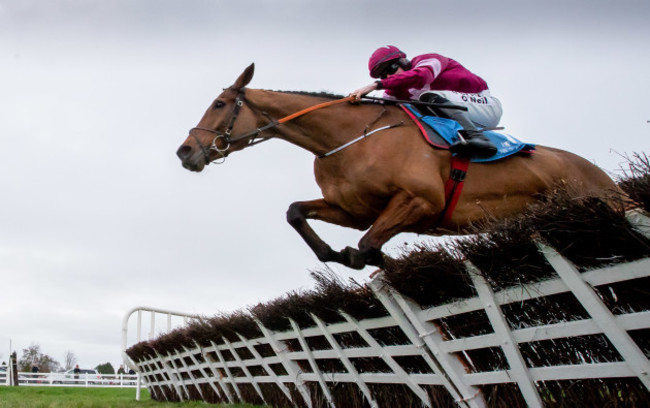 Jack Kennedy on Battleoverdoyen wins The Lawlor`s of Naas Novice Hurdle