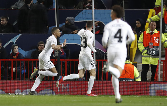 Manchester United v Paris Saint-Germain - UEFA Champions League - Round of 16 - First Leg - Old Trafford