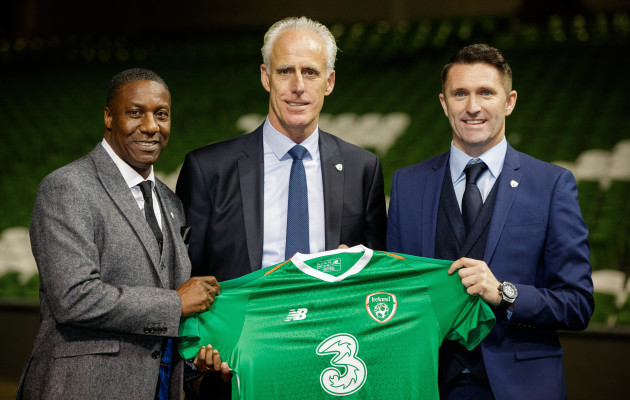 Mick McCarthy with Terry Connor and Robbie Keane