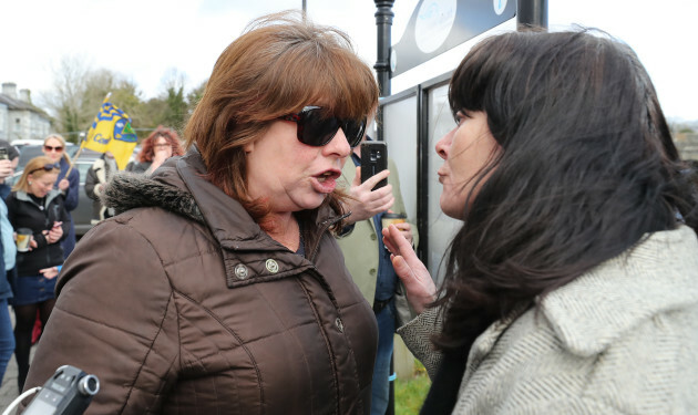 The Seekers Why Parents Try Fringe >> Confrontation At No To Racism Rally In Rooskey Thejournal Ie The Seekers Why Parents Try Fringe >> Confrontation At No To Racism Rally In Rooskey Thejournal Ie