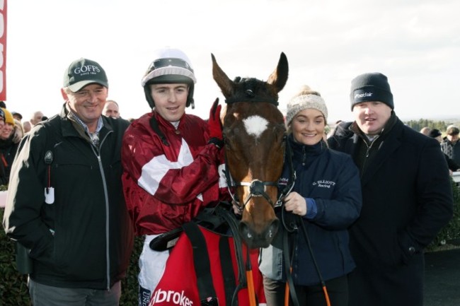 Eddie O'Leary, Keith Donoghue, Louise Magee and Gordon Elliott with Tiger Roll
