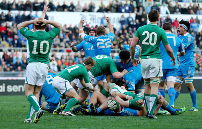 Paddy Jackson and Iain Henderson look on dejected