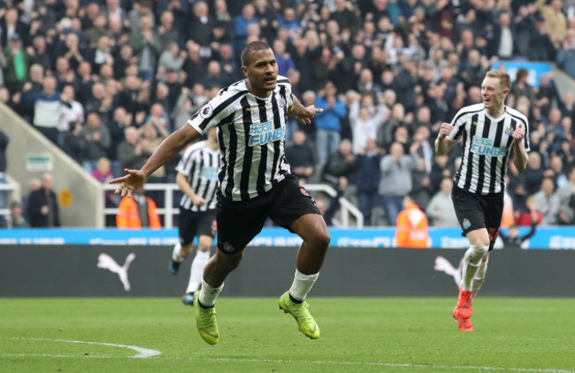 Newcastle United v Huddersfield Town - Premier League - St James' Park