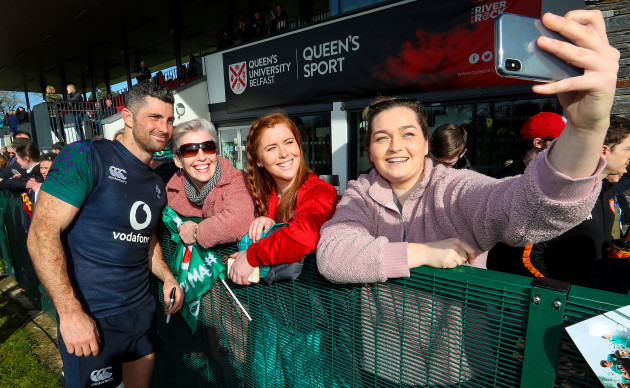 Rob Kearney with fans