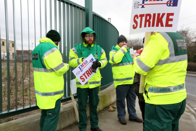 8593 Ambulance strike_90562754
