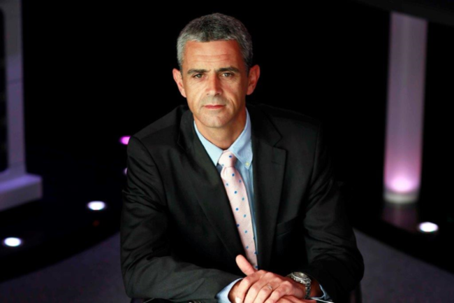 Gary Biog Photo 2012a