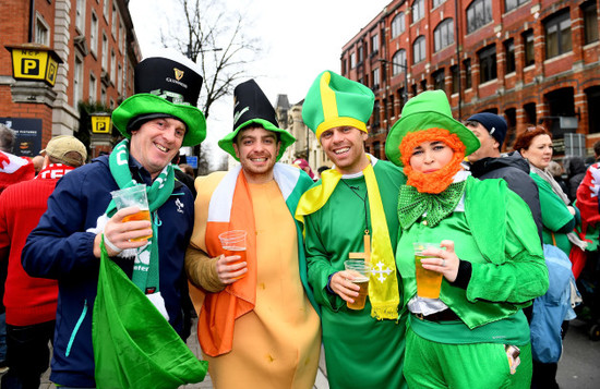 Ireland fans ahead of the game