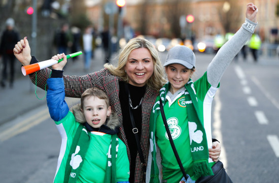 Lochlann, Fidelma and Lilia O'Brien ahead of the game