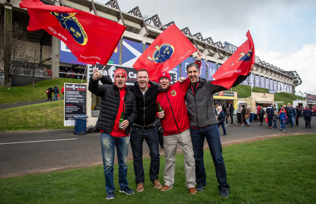 Munster fans ahead of the game