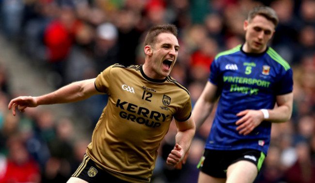 Stephen O'Brien celebrates scoring their second goal