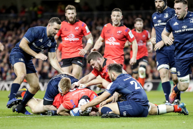 Luke Marshall scores their second try