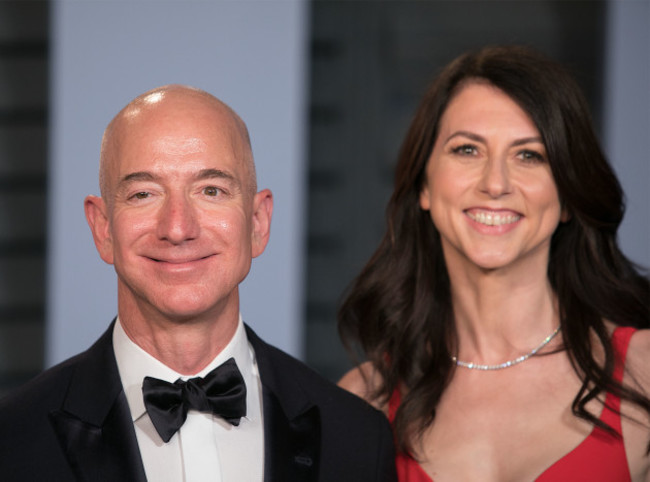 Jeff Bezos Finalizes Divorce to Wife McKenzie