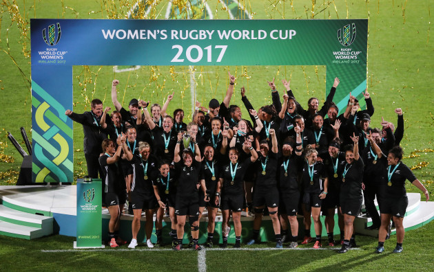 New Zealand celebrate winning the 2017 Women's Rugby World Cup