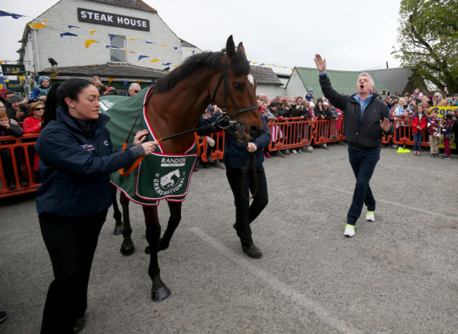 Tiger Roll and owner Michael O'Leary in the enclosure