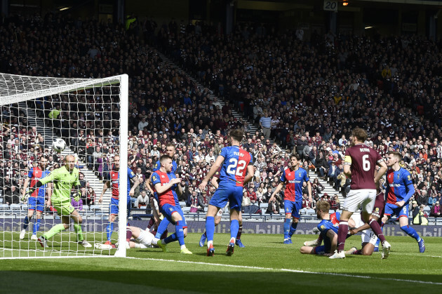 Heart of Midlothian v Inverness Caledonian Thistle - William Hill Scottish Cup - Semi Final - Hampden Park