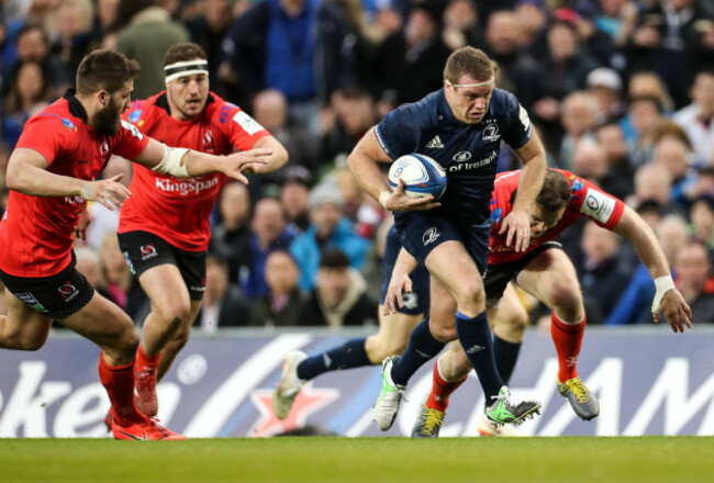 Sean Cronin makes a break