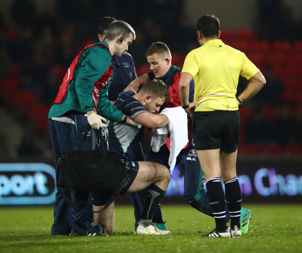 Finlay Bealham injured