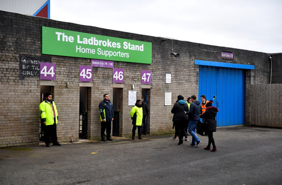 Burnley v Barnsley - Emirates FA Cup - Third Round - Turf Moor