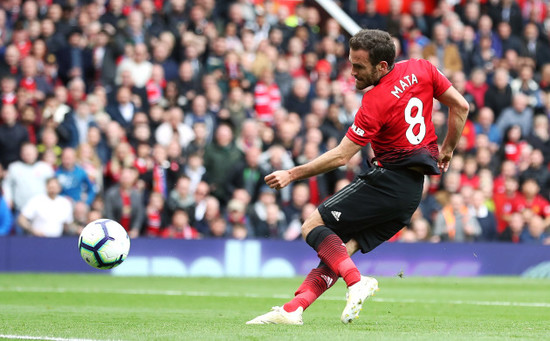 Manchester United v Chelsea - Premier League - Old Trafford