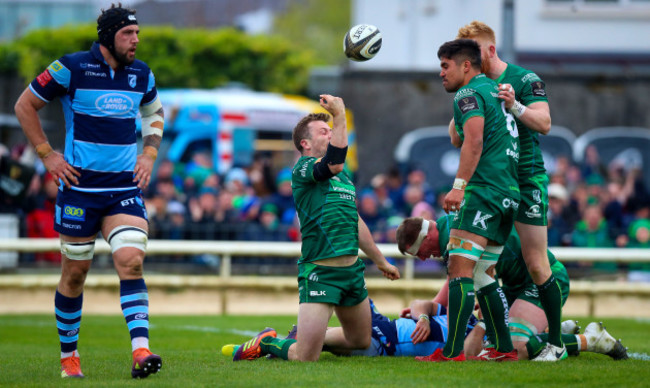 Jack Carty celebrates his try