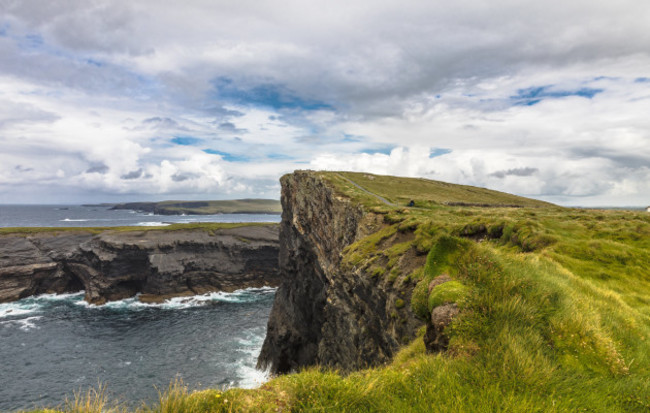 Duggerna cliffs  Kilkee 2