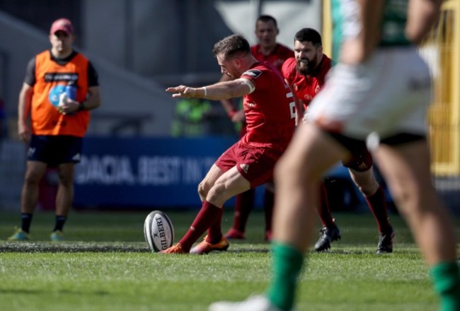 JJ Hanrahan kicks the winning penalty