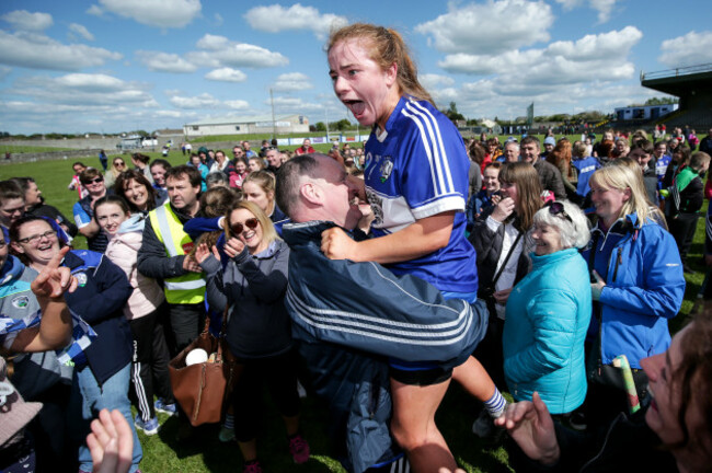 Alice Walshe celebrates with Timmy Fahy