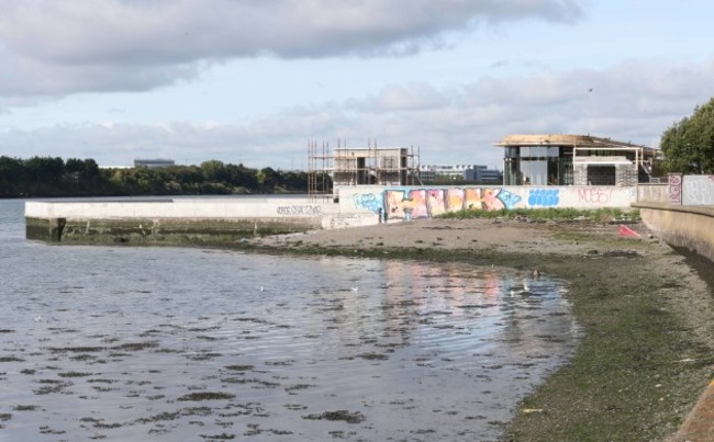 057 Clontarf Seawater Baths copy_90521289