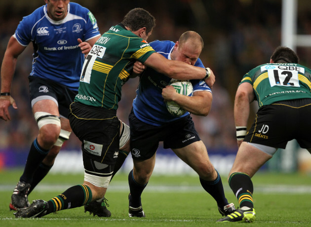 Richardt Strauss is tackled