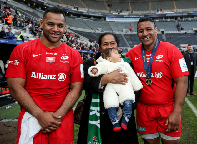 Billy Vunipola and Mako Vunipola celebrate after the game with their family