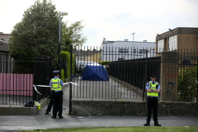 shooting scene 853_90571497