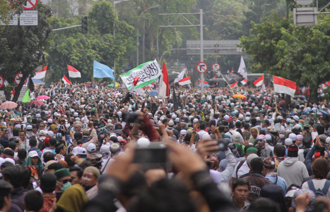 Indonesia: Post-election protests in Jakarta Six people have been killed and 200 others injured