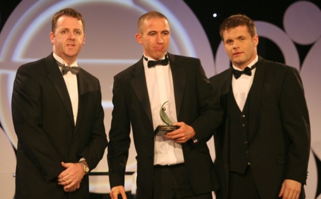 John Keane receives his award from Dave Sheeran and Dessie Farrell