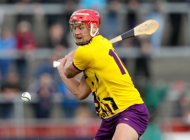 Lee Chin misses a free