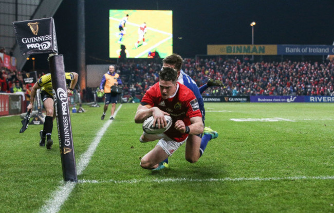 Ronan O&rsquo;Mahony scores a try