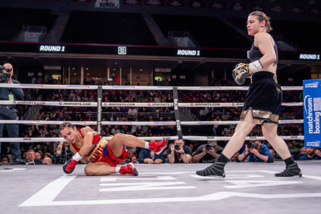 Katie Taylor in action against Rose Volante