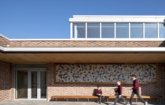 An_R&iacute;ocht,_Scoil_Chr&iacute;ost_R&iacute;,_Boys_National_School,_Caherdavin,_Limerick