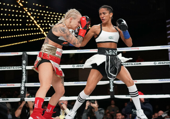 Boxing 2019 - Amanda Serrano Defeats Eva Voraberger by 1st Round KO