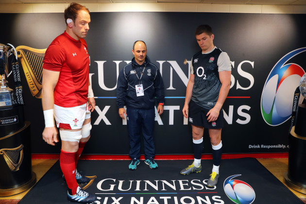 Alun Wyn Jones with Owen Farrell and Jaco Peyper at the coin toss