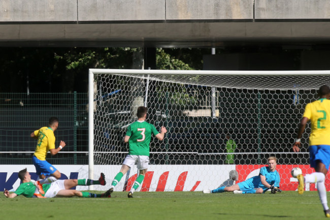 Paulinho scores their first goal past Caoimhin Kelleher