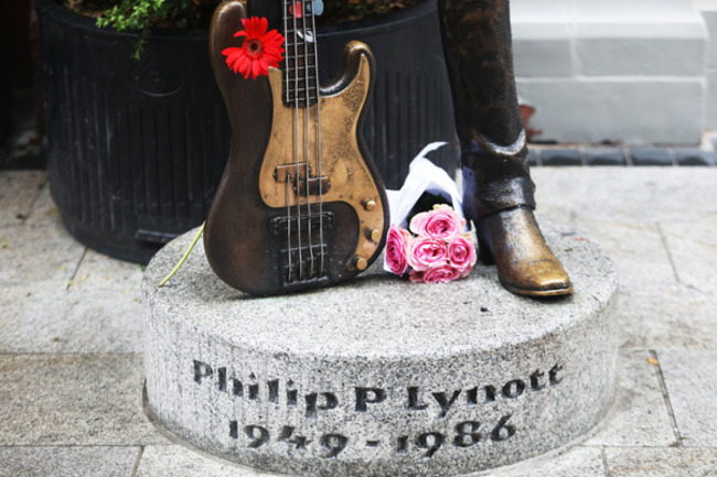 1283 Phil Lynott statue_90573196