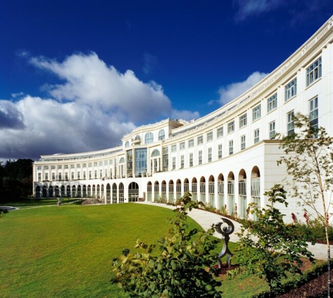 Powerscourt-Hotel exterior 8